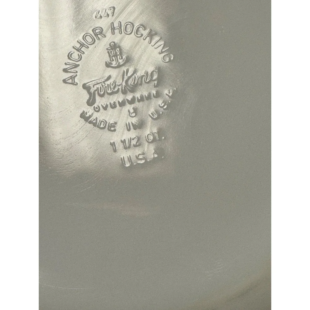 Vintage Anchor Hocking Fire King Peach Luster 1.5 Qt. #447 Casserole Dish‎ EUC